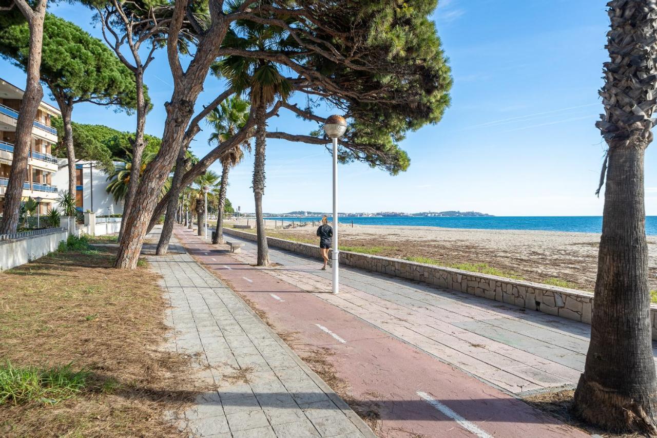 Hauzify I Apartaments Reddis Cambrils Extérieur photo